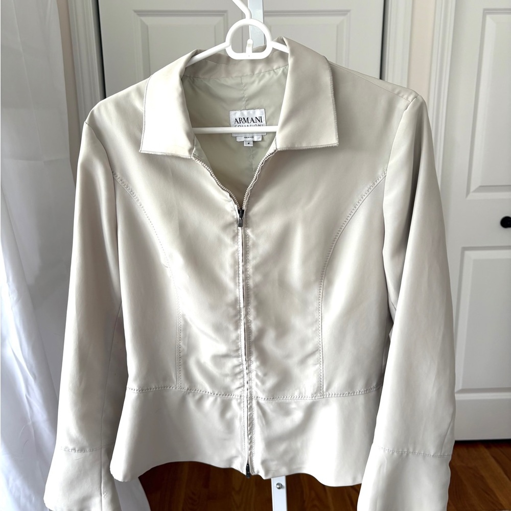 Armani Collezioni Women's Cream Jacket - Picture 2 of 8